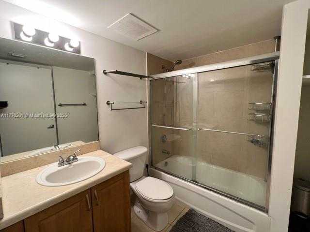 Small Image of 1555 NORTH TREASURE DR #404, North Bay Village Number 23