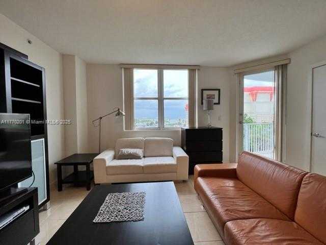 Small Image of 1555 NORTH TREASURE DR #404, North Bay Village Number 3