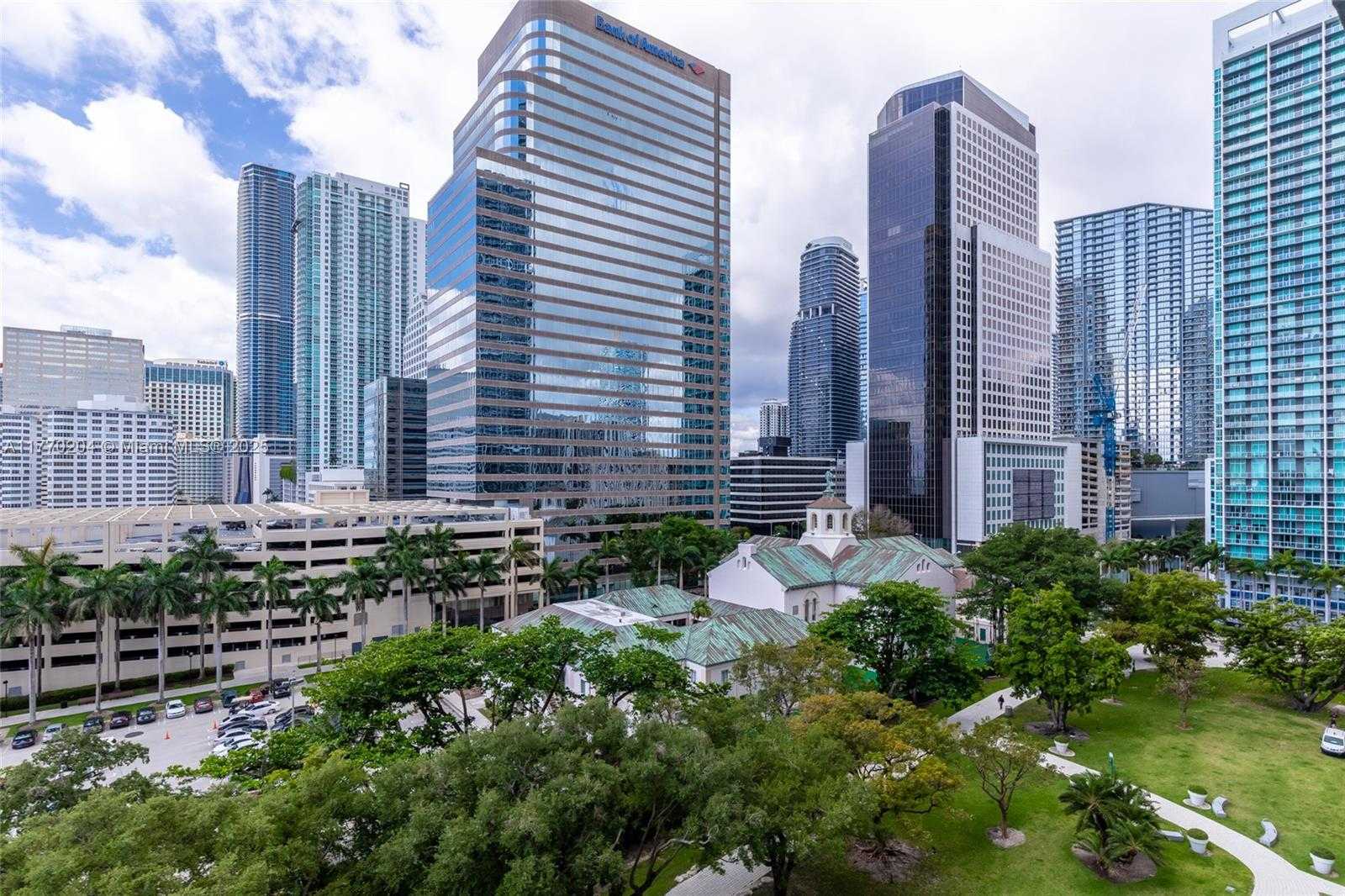 Small Image of 495 BRICKELL AVE #1005, Miami Number 26
