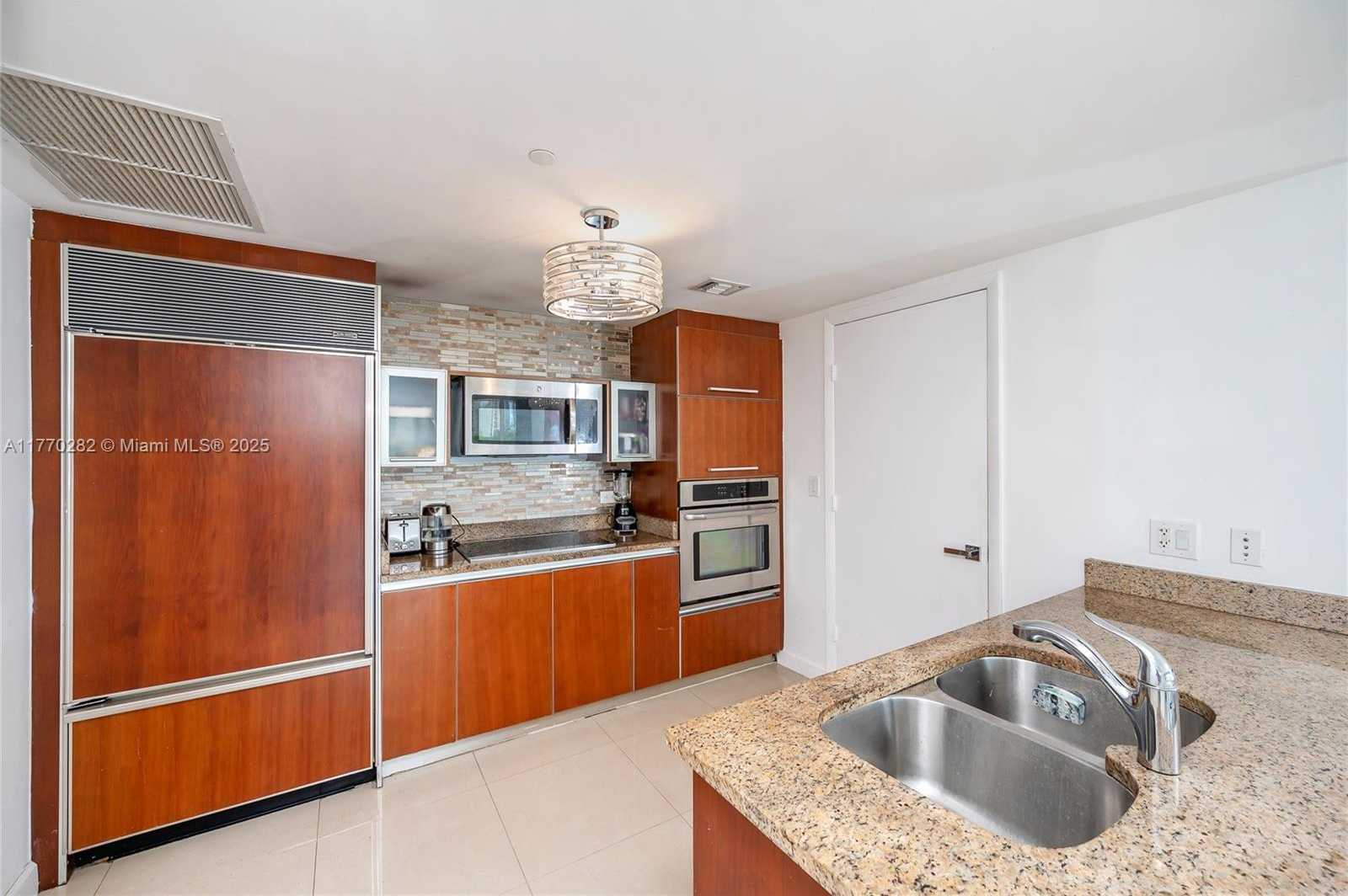 Small Image of 17201 COLLINS AVE #506, Sunny Isles Beach Number 13