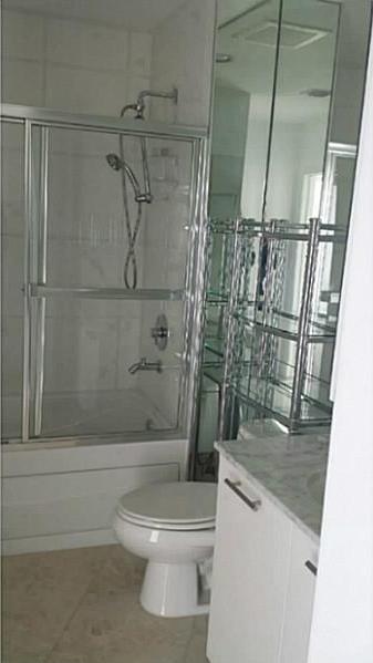 Small Image of 950 BRICKELL BAY DR #4209, Miami Number 8