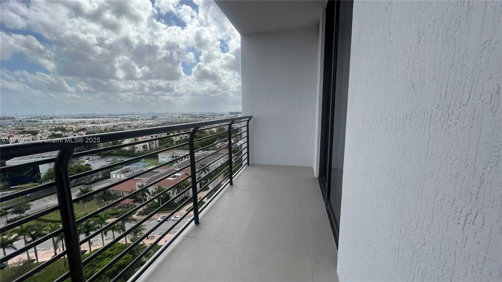 Small Image of 5350 NORTH WEST 84TH AVE #1605, Doral Number 4