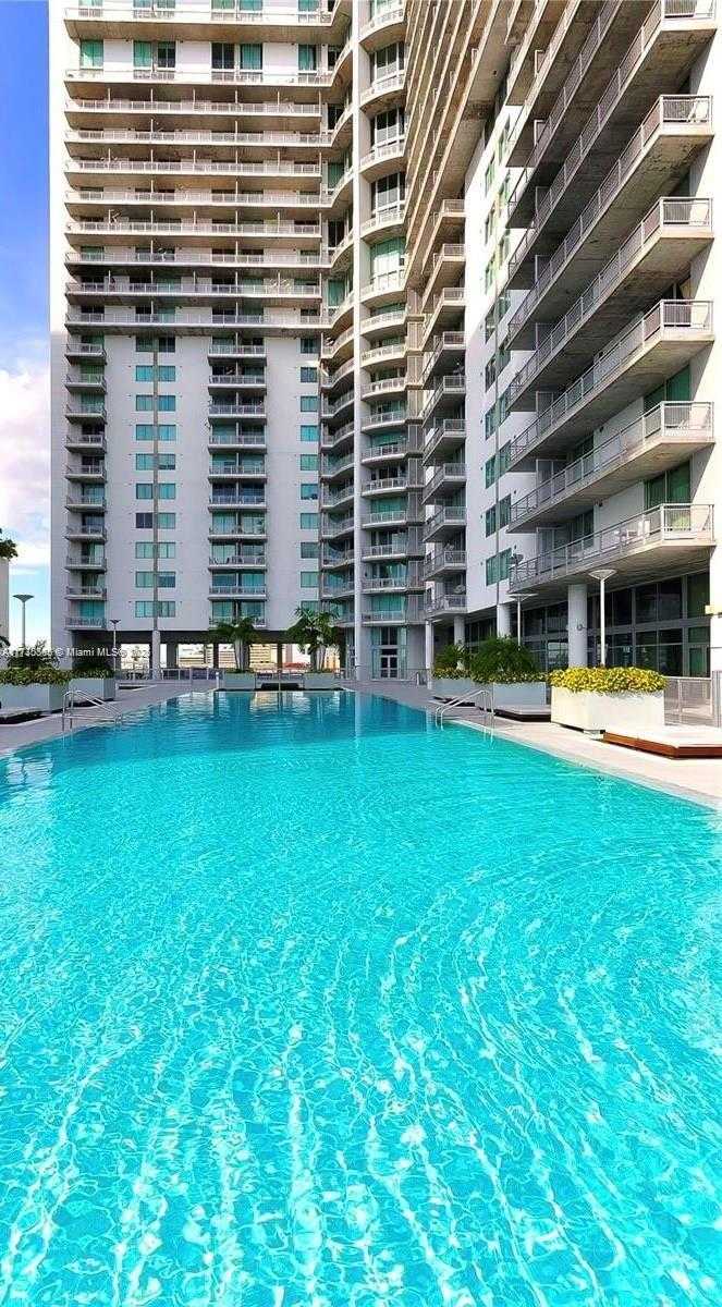 Small Image of 690 SOUTH WEST 1ST CT #1518, Miami Number 17