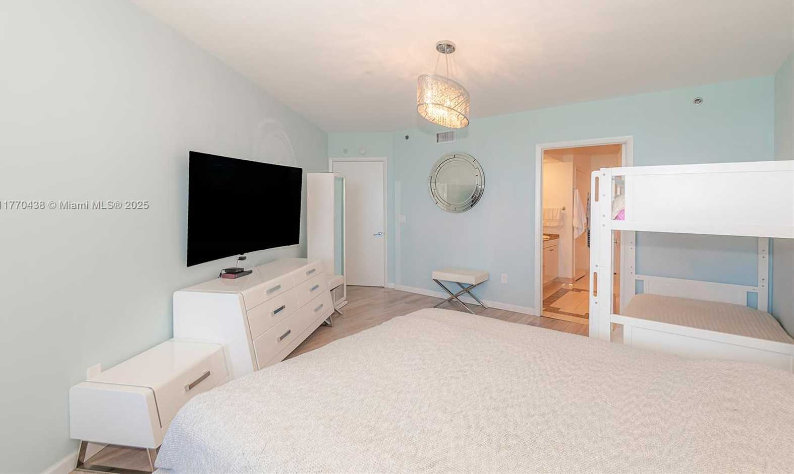 Small Image of 19111 COLLINS AVE 2+DEN #1007, Sunny Isles Beach Number 26