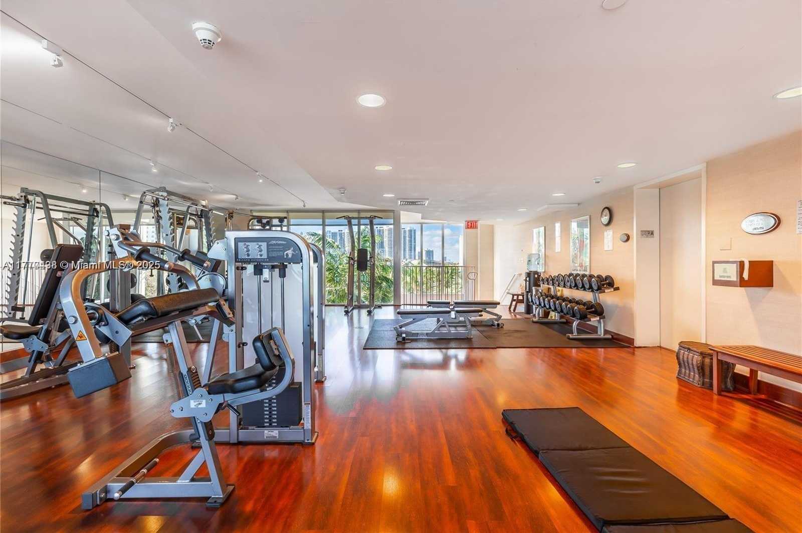 Small Image of 19111 COLLINS AVE 2+DEN #1007, Sunny Isles Beach Number 44