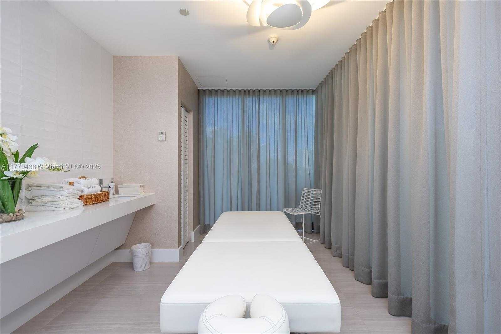 Small Image of 19111 COLLINS AVE 2+DEN #1007, Sunny Isles Beach Number 47