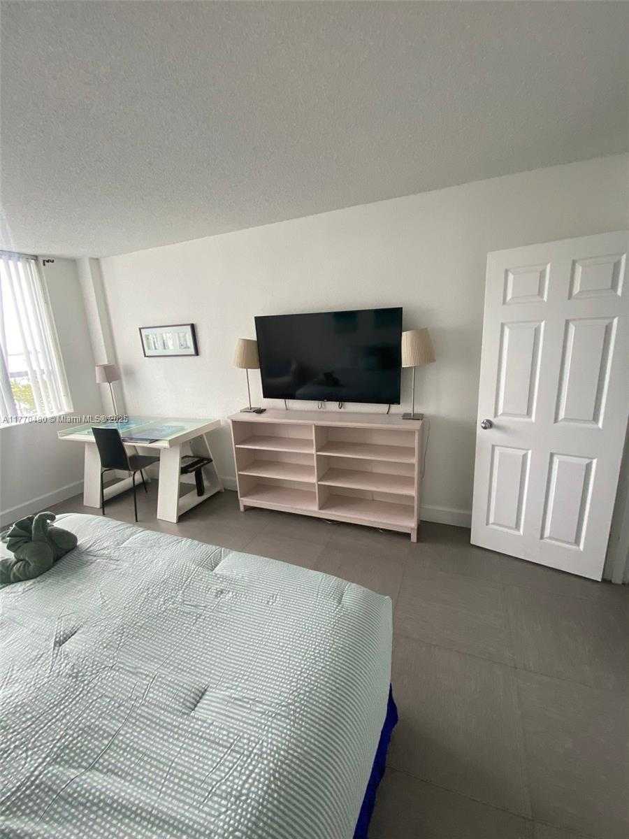 Small Image of 1500 BAY RD #434S, Miami Beach Number 12