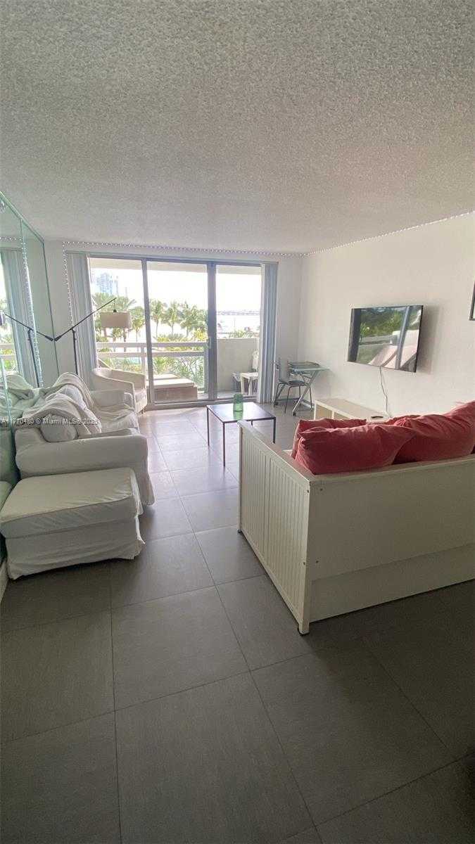 Small Image of 1500 BAY RD #434S, Miami Beach Number 2