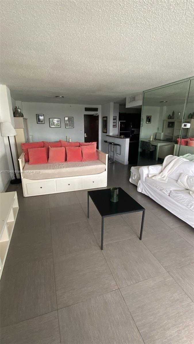 Small Image of 1500 BAY RD #434S, Miami Beach Number 4