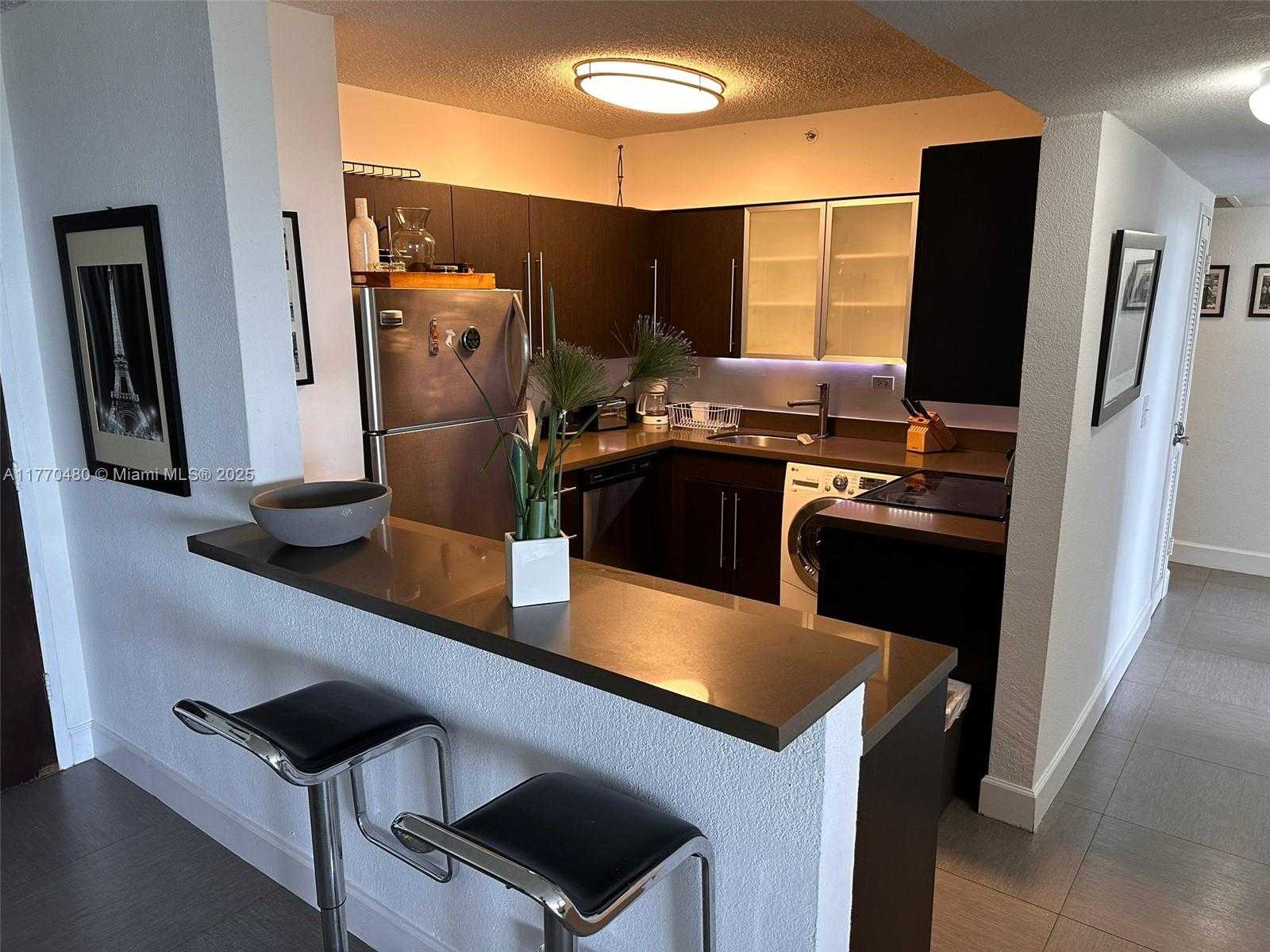 Small Image of 1500 BAY RD #434S, Miami Beach Number 6