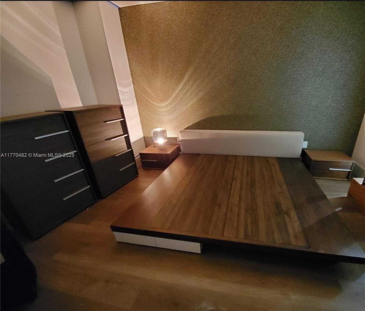 Small Image of 1100 S MIAMI AVE #602, Miami Number 6
