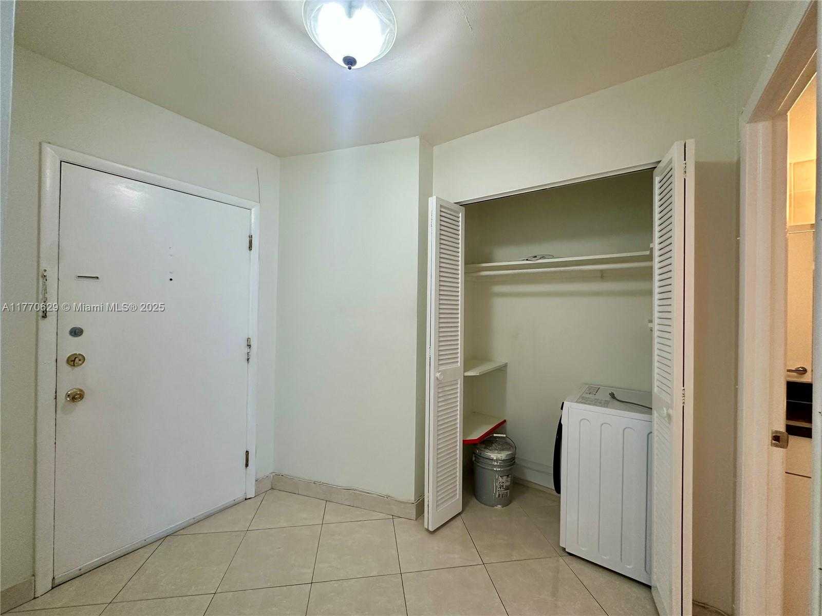 Small Image of 1075 93RD ST #101, Bay Harbor Islands Number 13