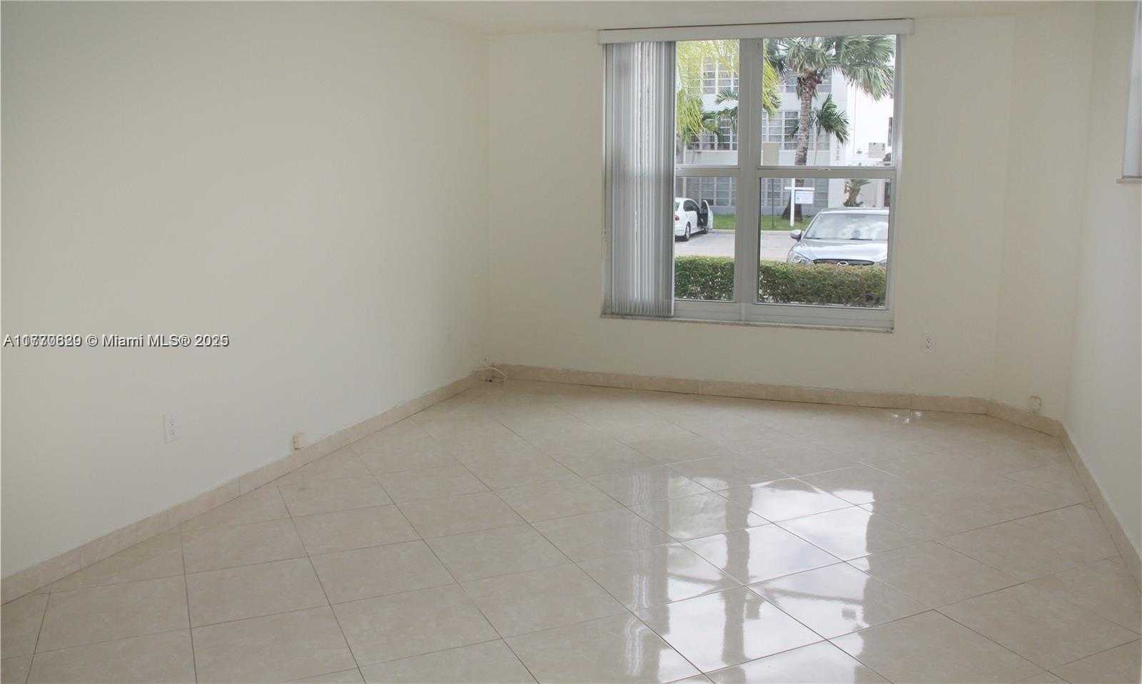 Small Image of 1075 93RD ST #101, Bay Harbor Islands Number 15