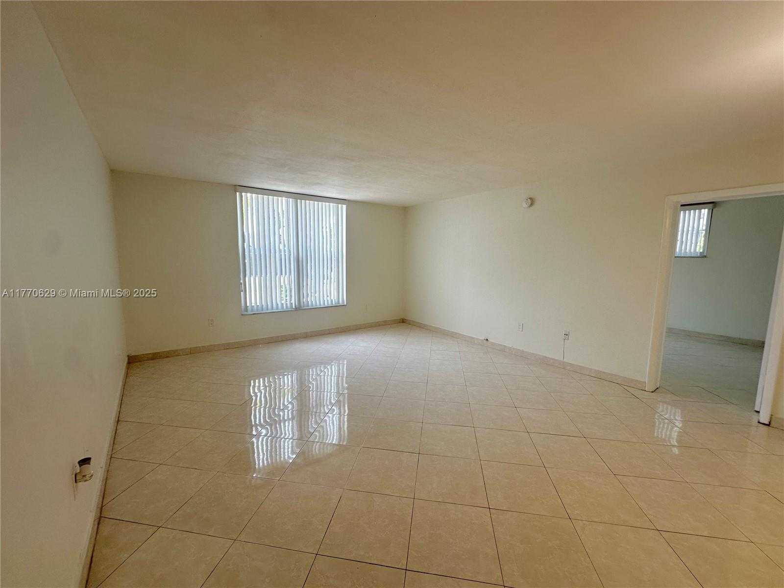 Small Image of 1075 93RD ST #101, Bay Harbor Islands Number 6