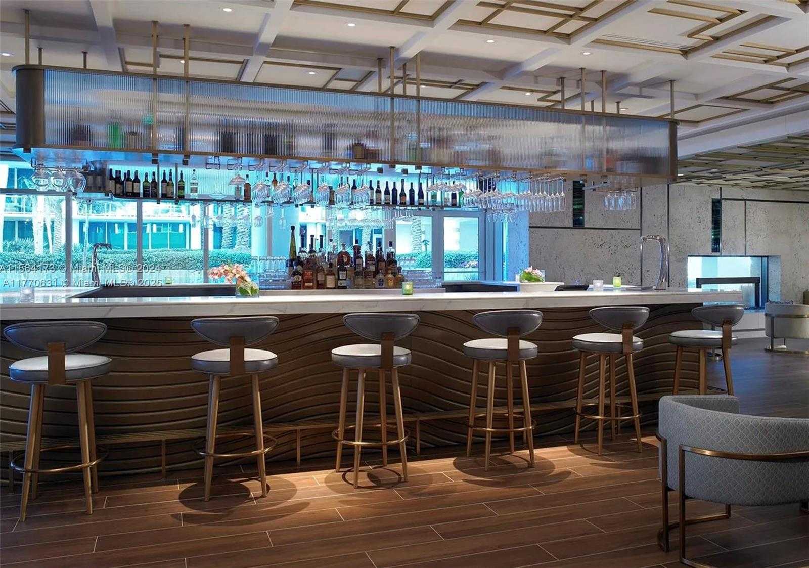Small Image of 6899 COLLINS AVE #709, Miami Beach Number 19