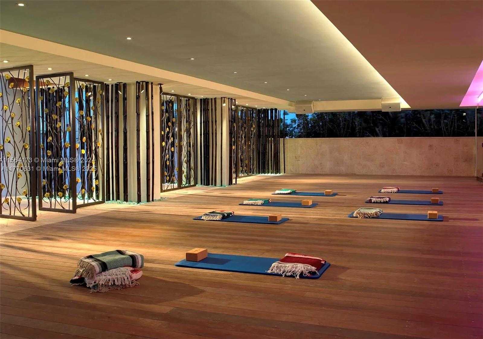 Small Image of 6899 COLLINS AVE #709, Miami Beach Number 21