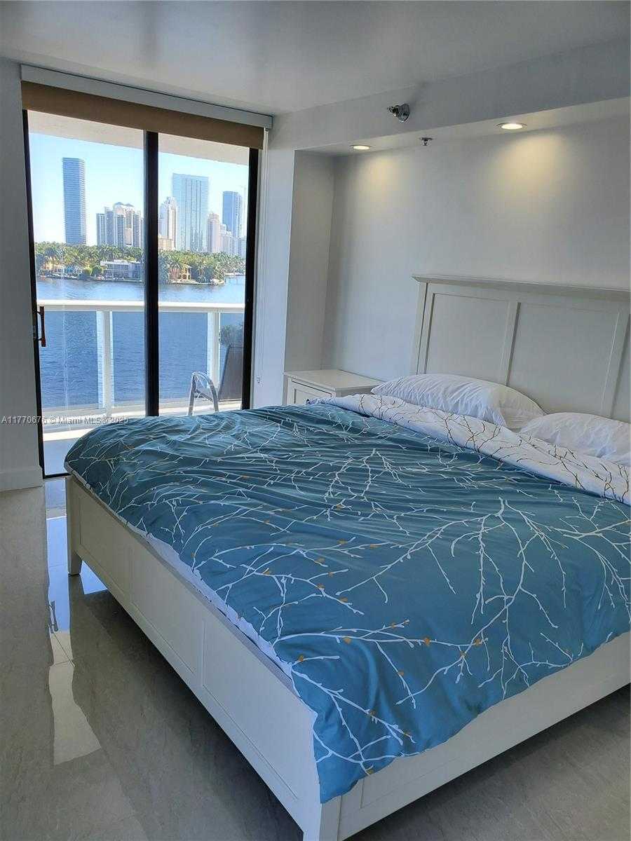 Small Image of 20515 EAST COUNTRY CLUB DR #644, Aventura Number 11