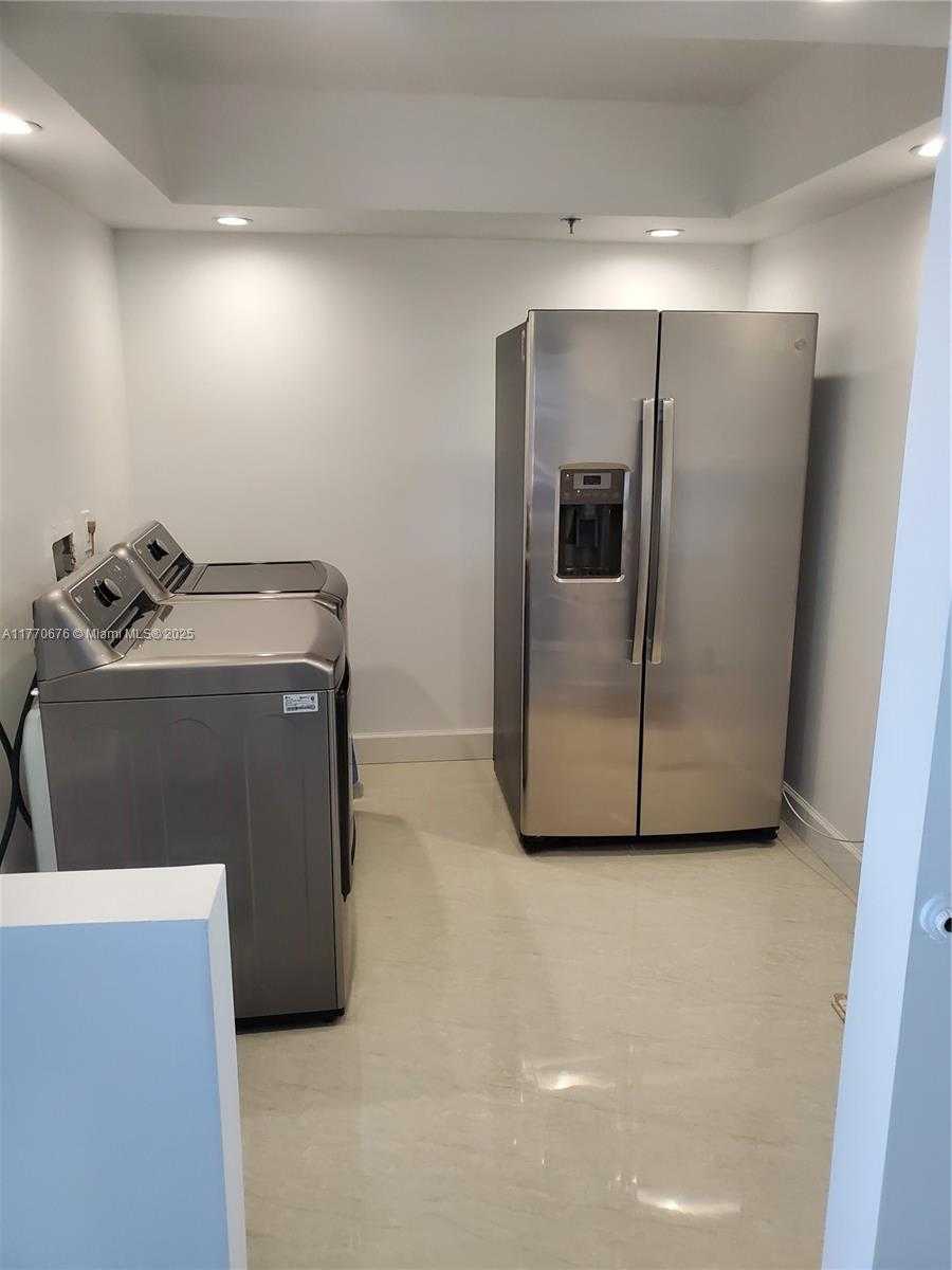Small Image of 20515 EAST COUNTRY CLUB DR #644, Aventura Number 12