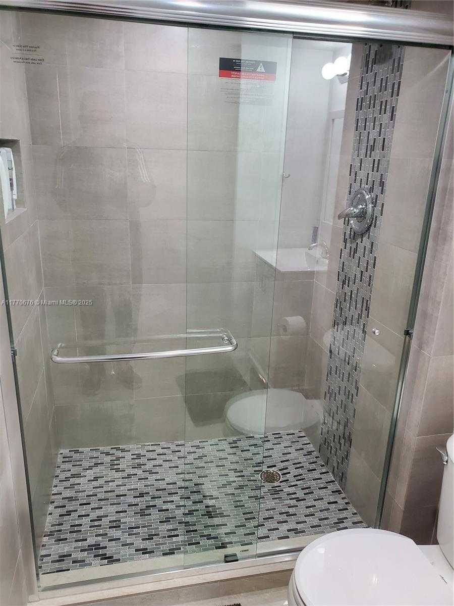 Small Image of 20515 EAST COUNTRY CLUB DR #644, Aventura Number 9