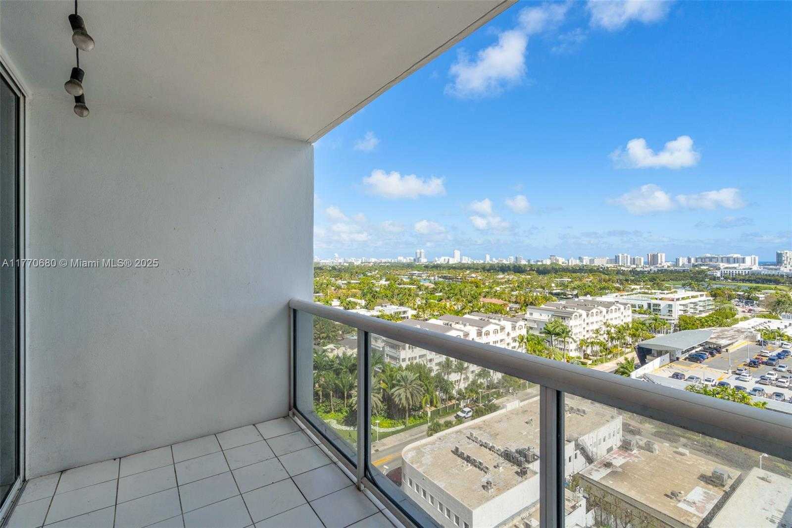 Small Image of 1900 SUNSET HARBOUR DR #1615, Miami Beach Number 23