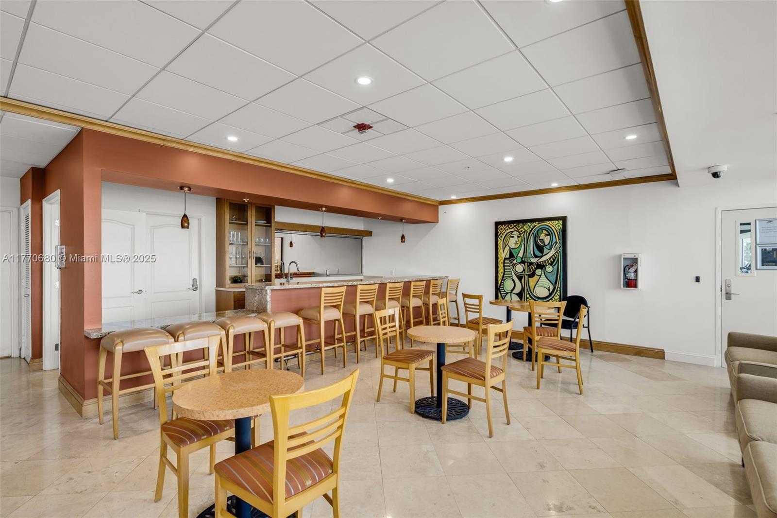 Small Image of 1900 SUNSET HARBOUR DR #1615, Miami Beach Number 32