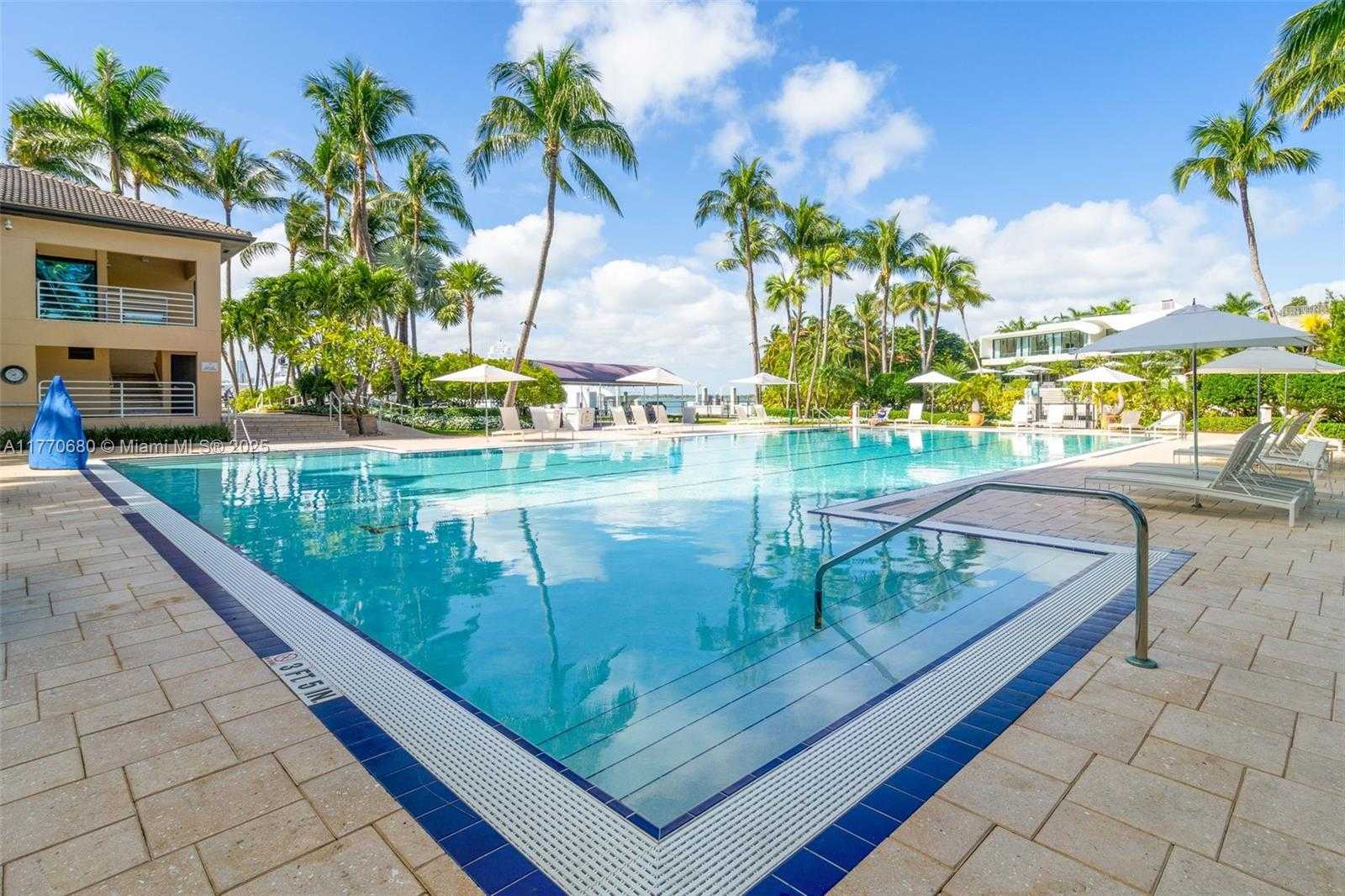 Small Image of 1900 SUNSET HARBOUR DR #1615, Miami Beach Number 35