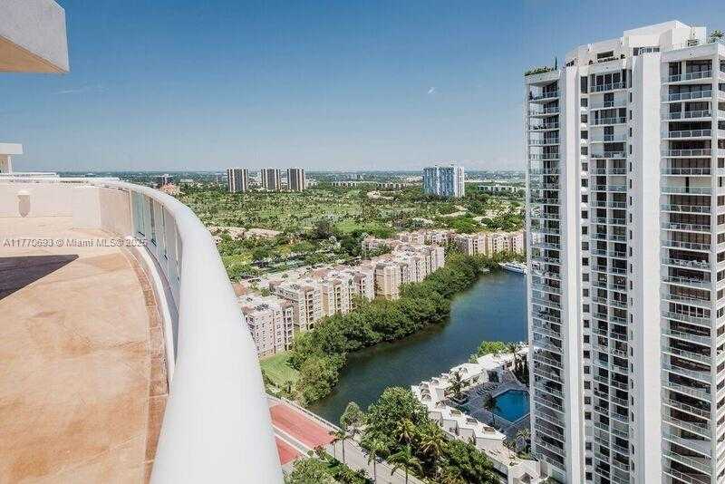 Small Image of 19400 TURNBERRY WAY #PH221, Aventura Number 15