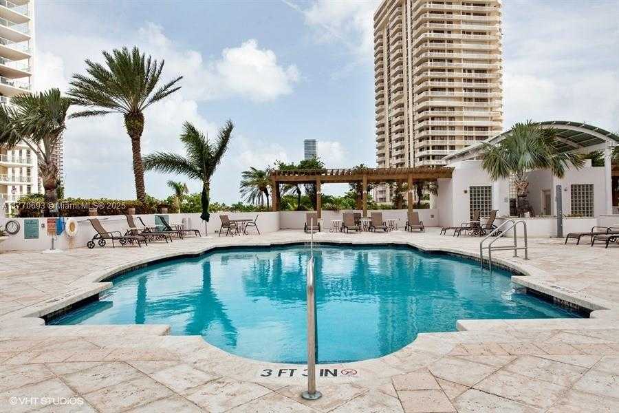 Small Image of 19400 TURNBERRY WAY #PH221, Aventura Number 18
