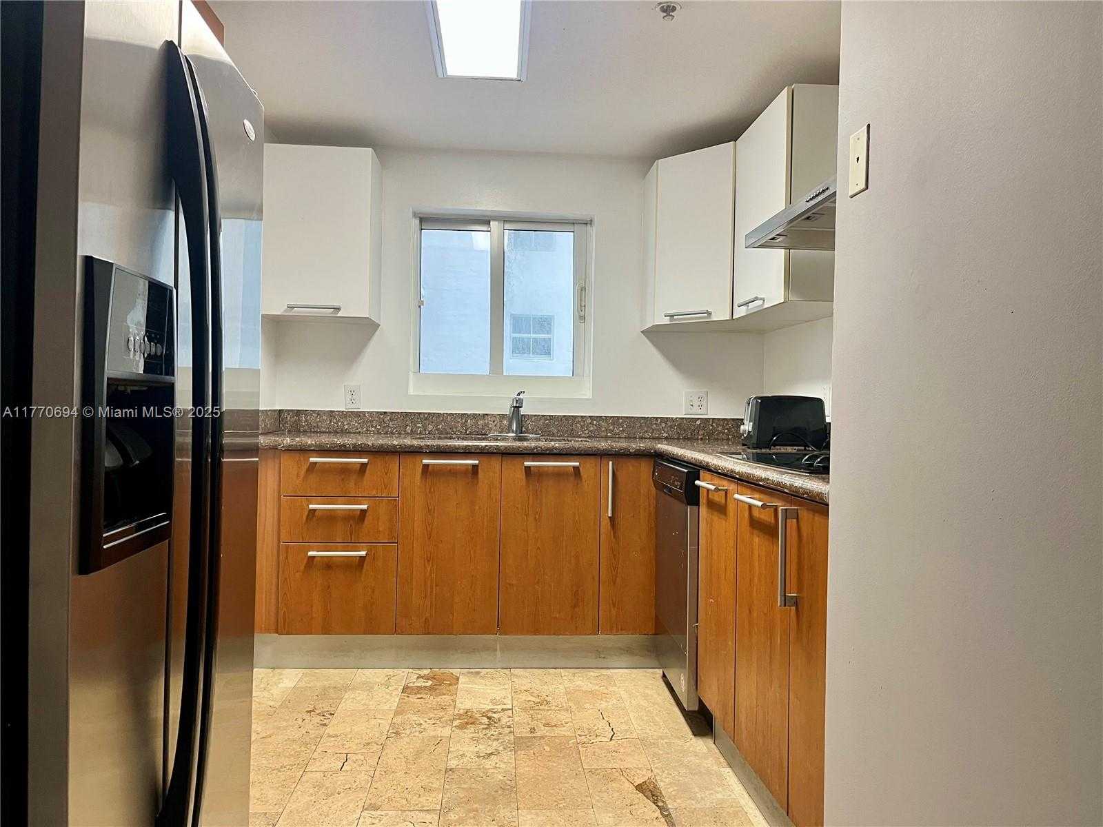 Small Image of 170 SOUTH EAST 14TH ST #1405, Miami Number 4