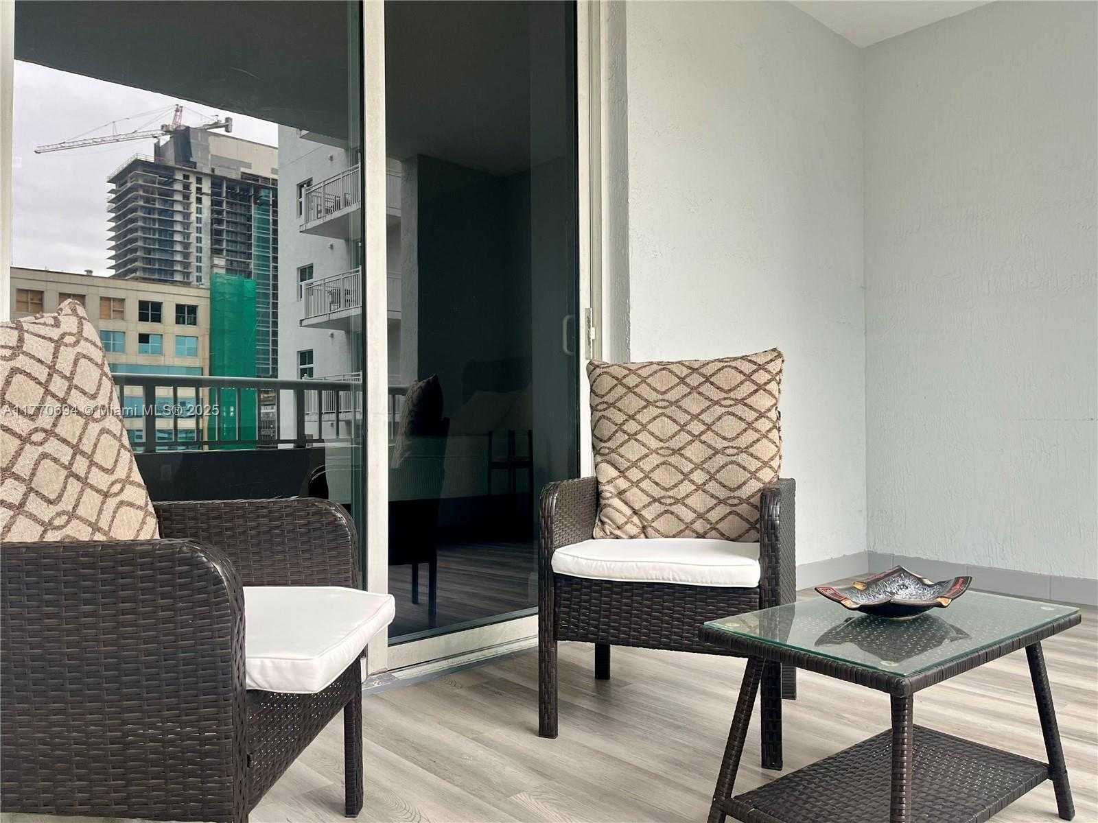 Small Image of 170 SOUTH EAST 14TH ST #1405, Miami Number 9