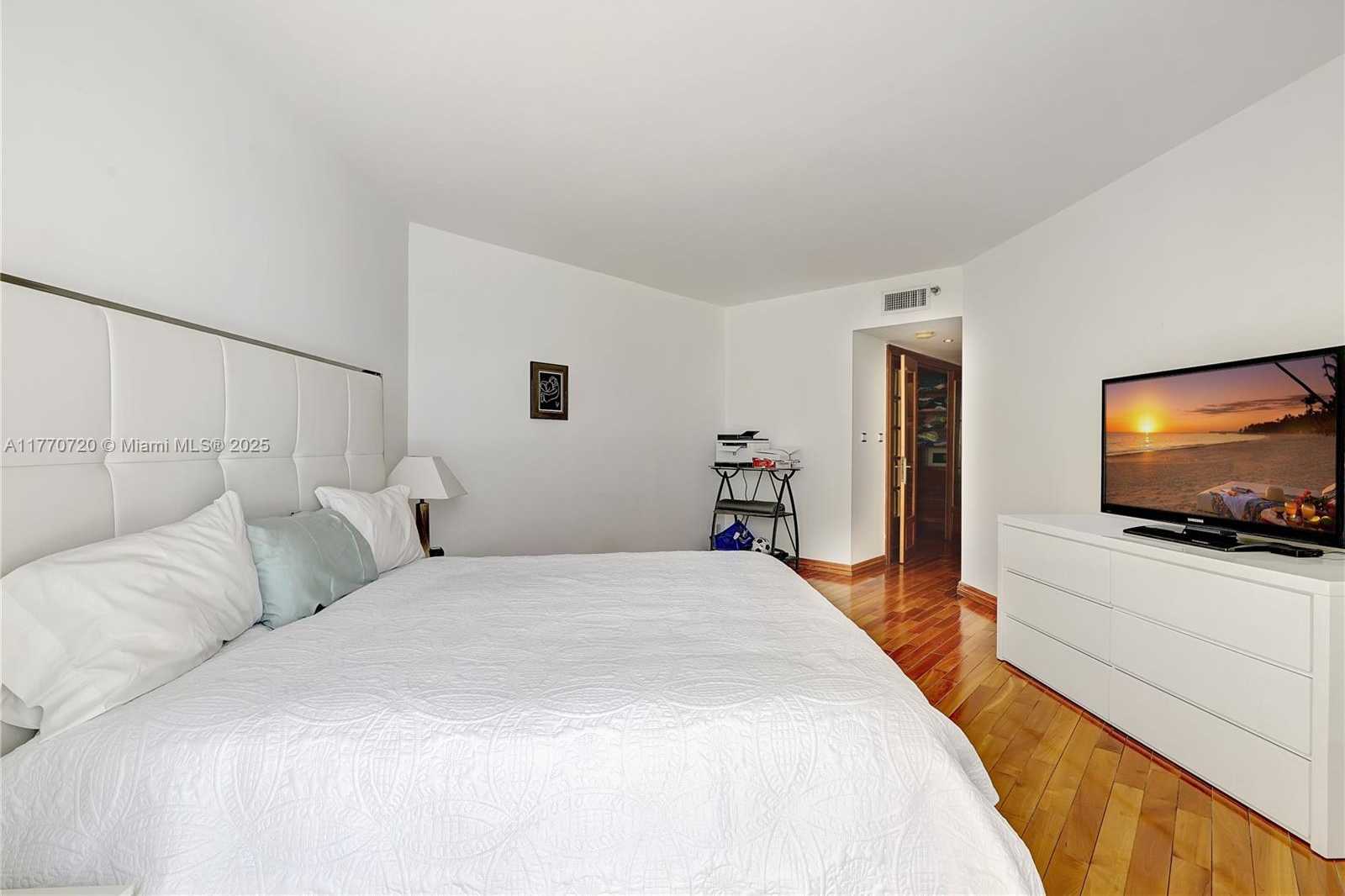 Small Image of 16425 COLLINS AVE #1412, Sunny Isles Beach Number 16