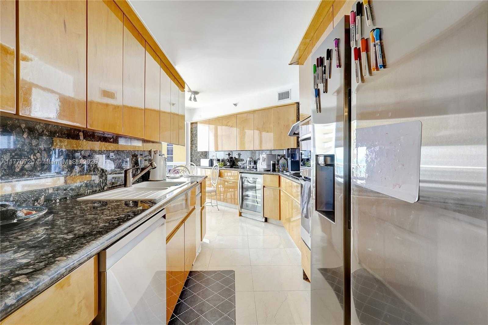 Small Image of 16425 COLLINS AVE #1412, Sunny Isles Beach Number 27