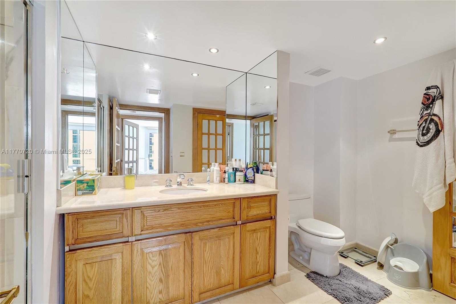 Small Image of 16425 COLLINS AVE #1412, Sunny Isles Beach Number 38