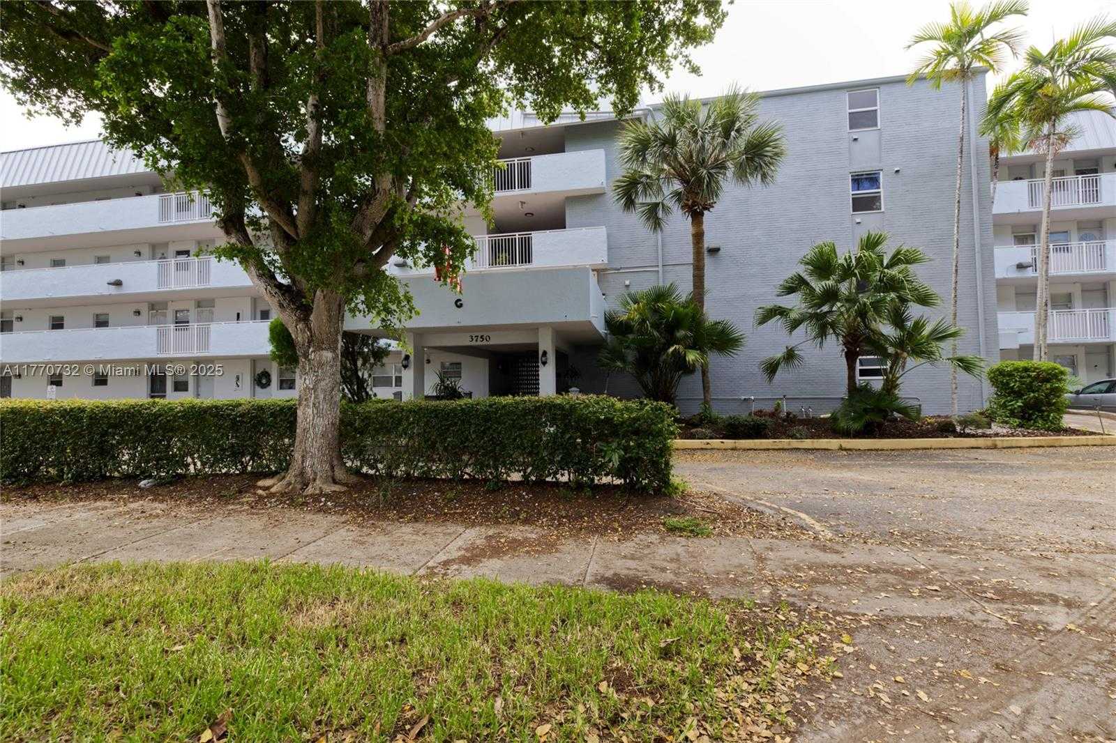 Small Image of 3750 NORTH EAST 169TH ST #205, North Miami Beach Number 10
