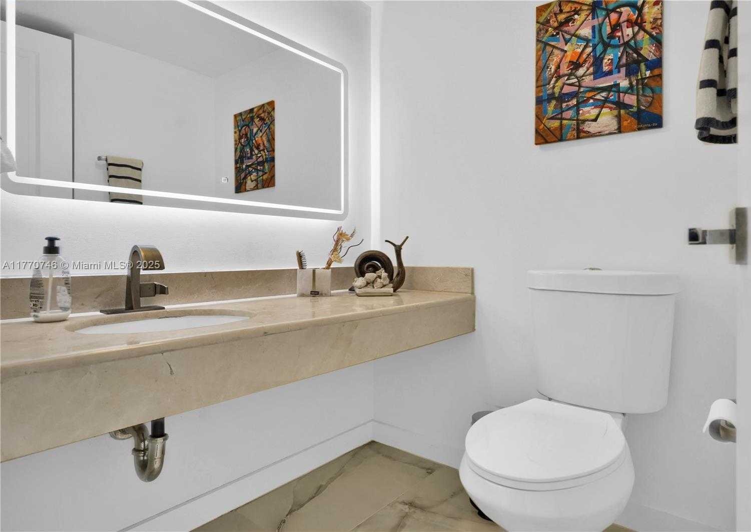 Small Image of 6770 INDIAN CREEK DR #PHA, Miami Beach Number 10