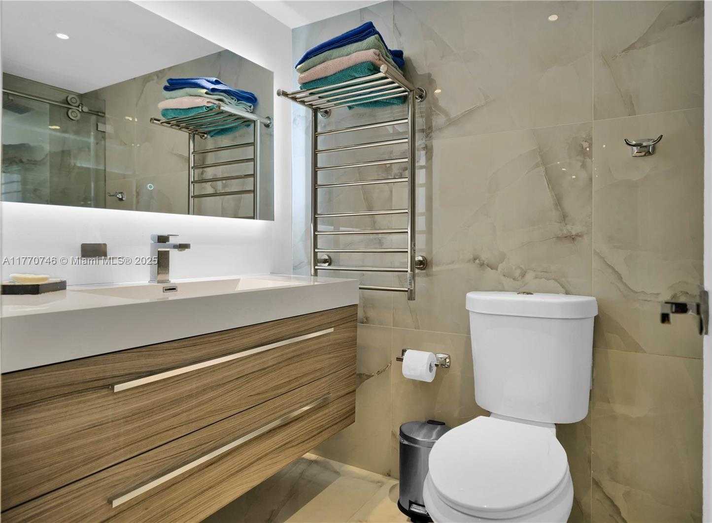Small Image of 6770 INDIAN CREEK DR #PHA, Miami Beach Number 15