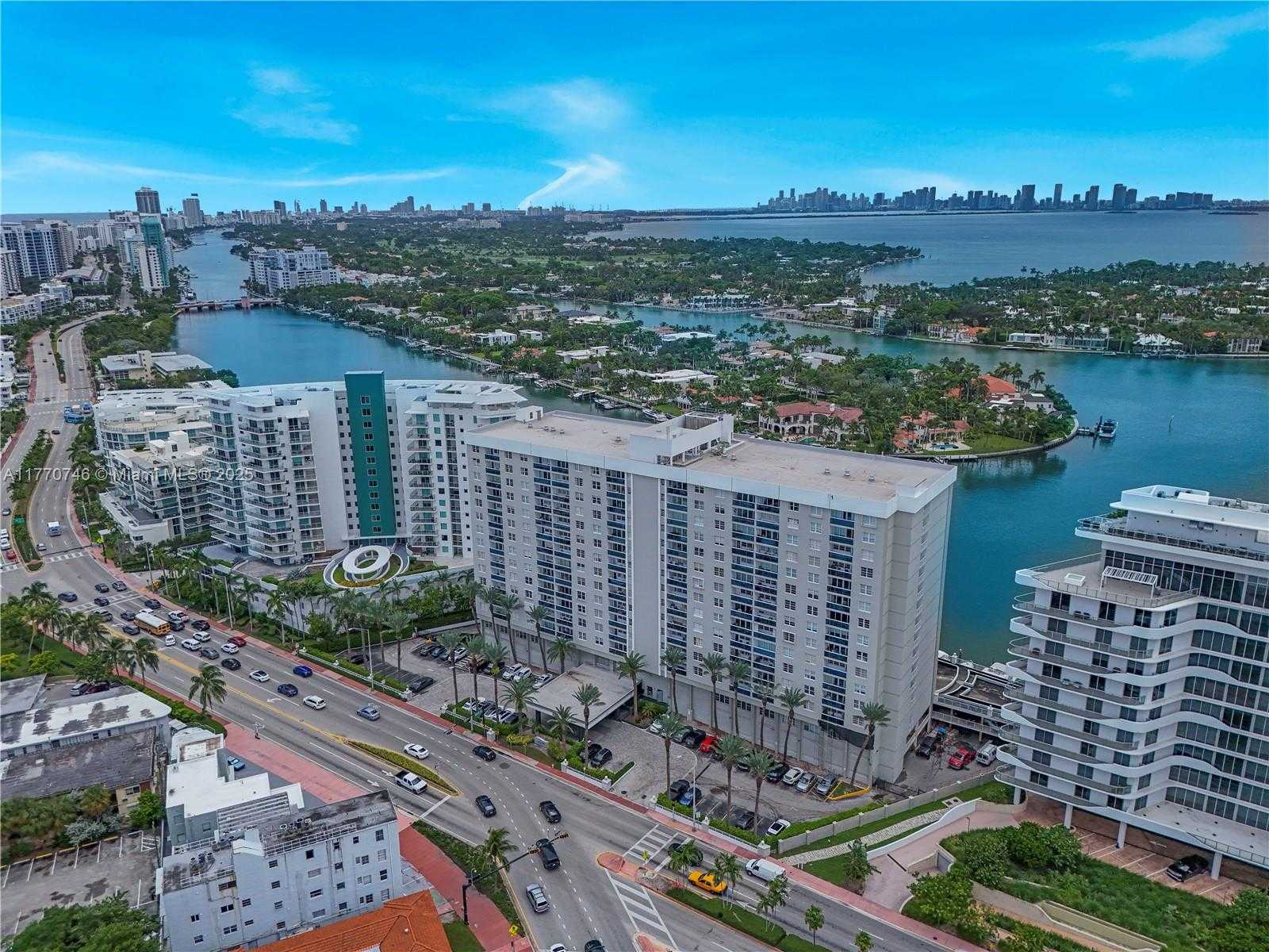 Small Image of 6770 INDIAN CREEK DR #PHA, Miami Beach Number 27