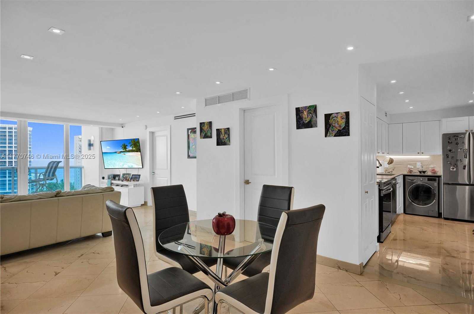 Small Image of 6770 INDIAN CREEK DR #PHA, Miami Beach Number 3