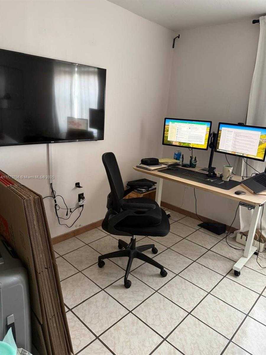 Small Image of 1580 WEST AVE #407, Miami Beach Number 27