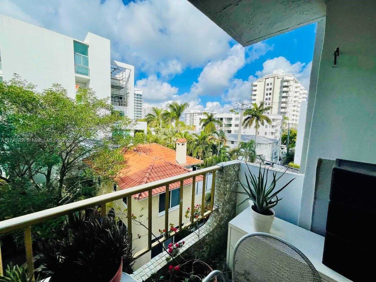Small Image of 1580 WEST AVE #407, Miami Beach Number 31