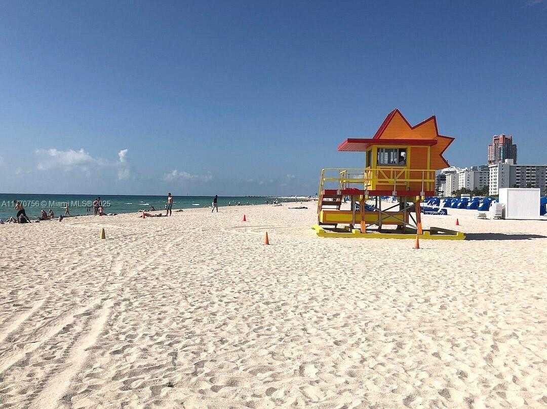 Small Image of 1580 WEST AVE #407, Miami Beach Number 34