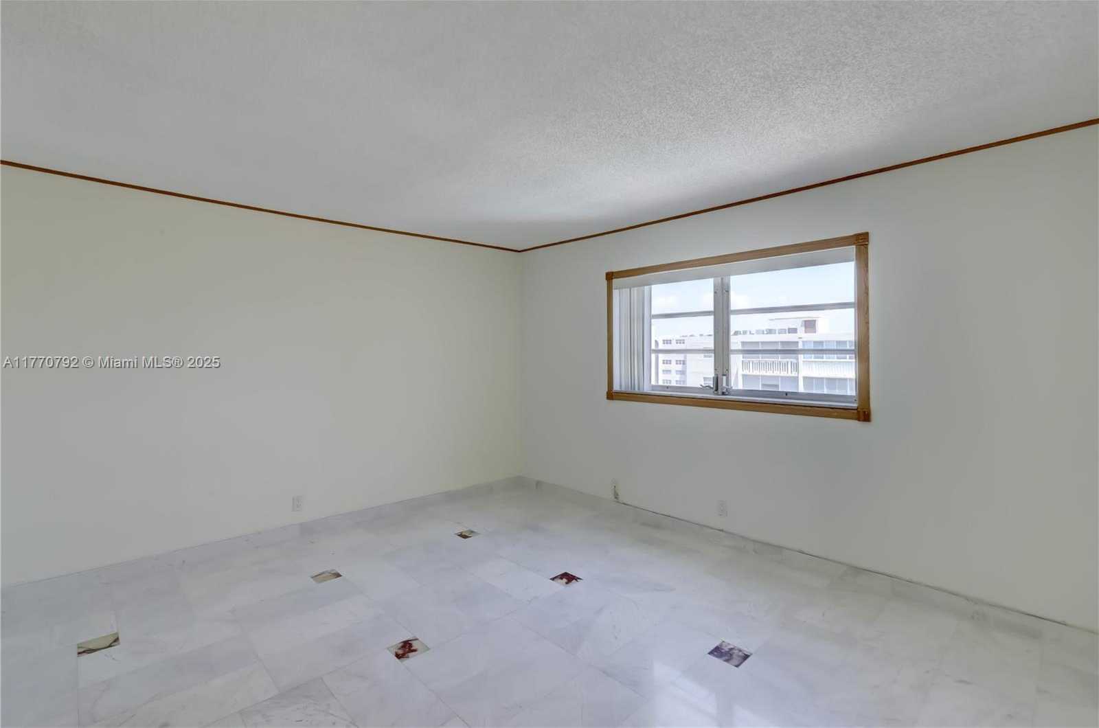 Small Image of 301 NORTH EAST 14TH AVE #703, Hallandale Beach Number 17