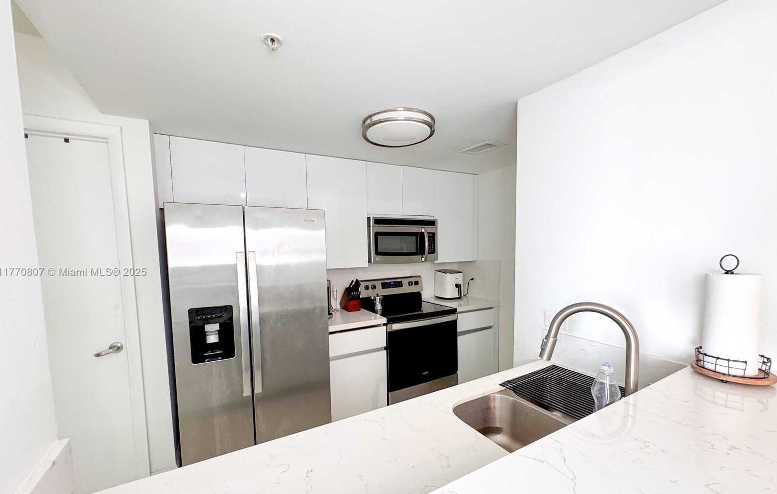 Small Image of 1861 NORTH WEST S RIVER DR #1501, Miami Number 4
