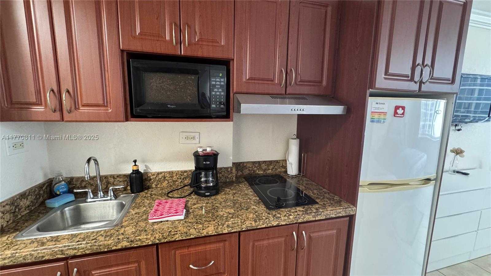 Small Image of 19201 COLLINS AVE #628, Sunny Isles Beach Number 18