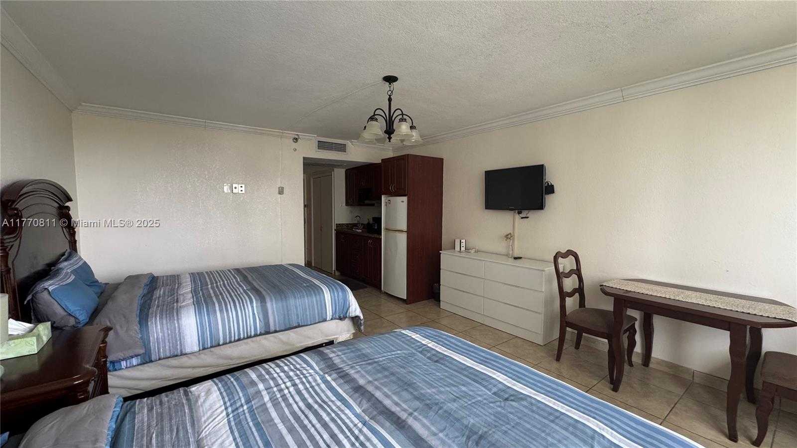 Small Image of 19201 COLLINS AVE #628, Sunny Isles Beach Number 20