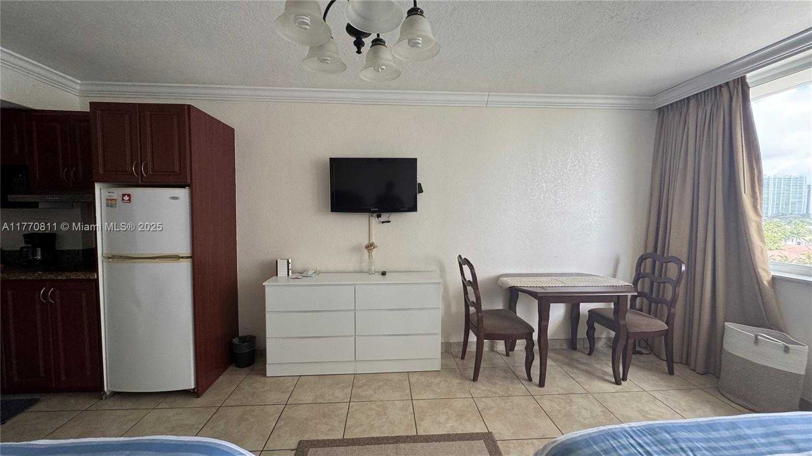 Small Image of 19201 COLLINS AVE #628, Sunny Isles Beach Number 30