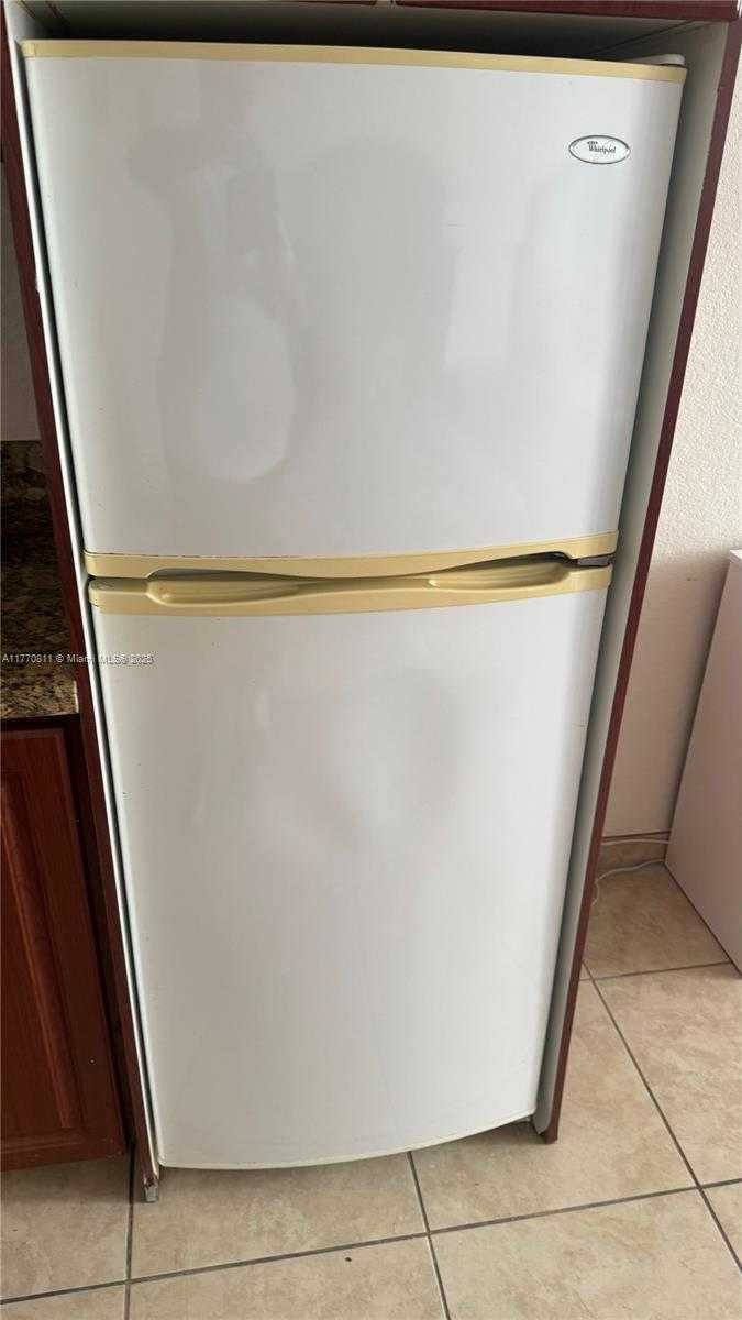 Small Image of 19201 COLLINS AVE #628, Sunny Isles Beach Number 6