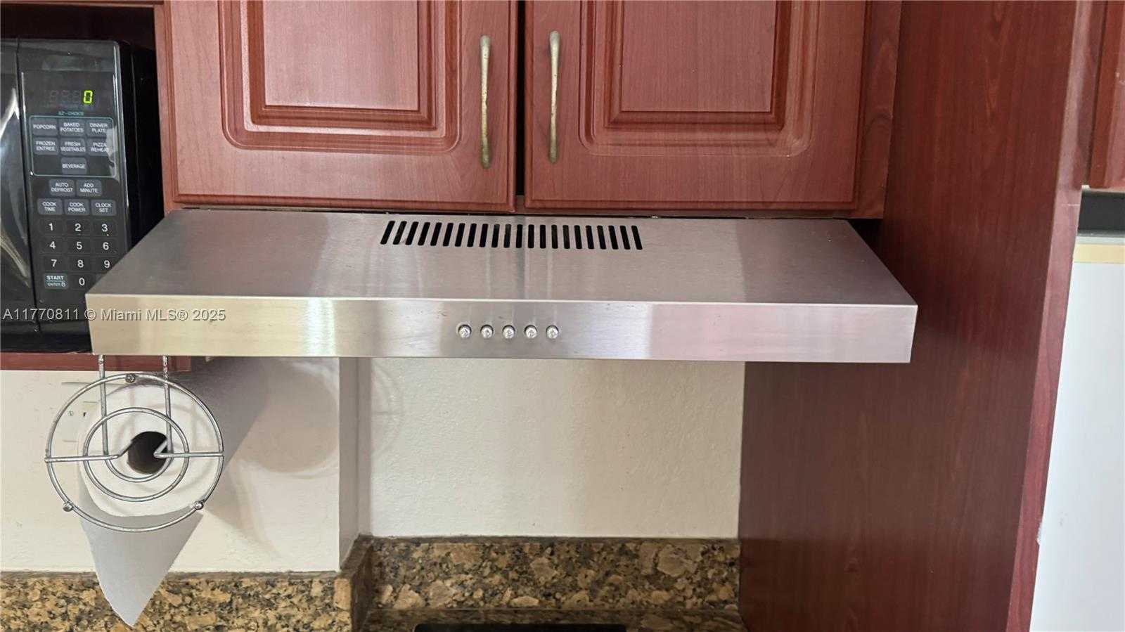 Small Image of 19201 COLLINS AVE #628, Sunny Isles Beach Number 9