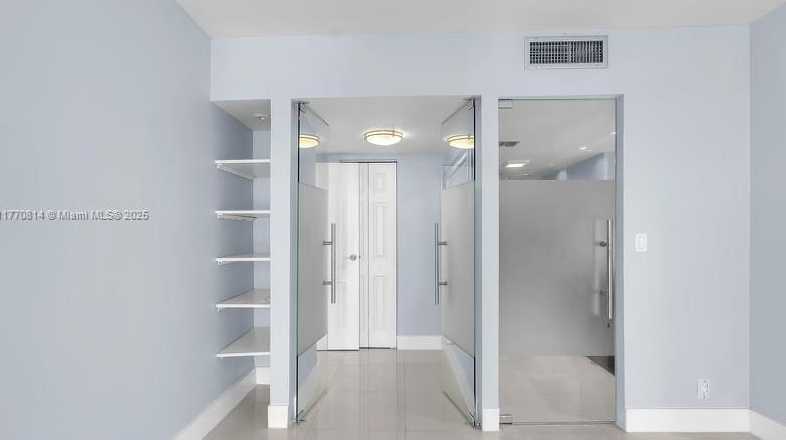 Small Image of 20301 WEST COUNTRY CLUB DR #2622, Aventura Number 17