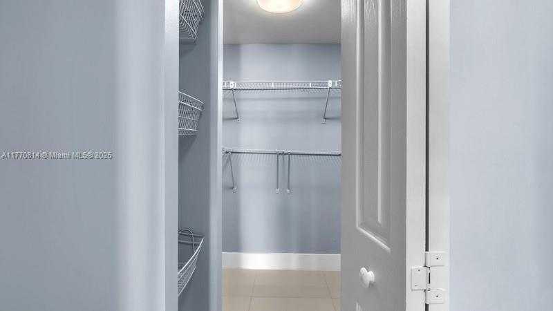 Small Image of 20301 WEST COUNTRY CLUB DR #2622, Aventura Number 18